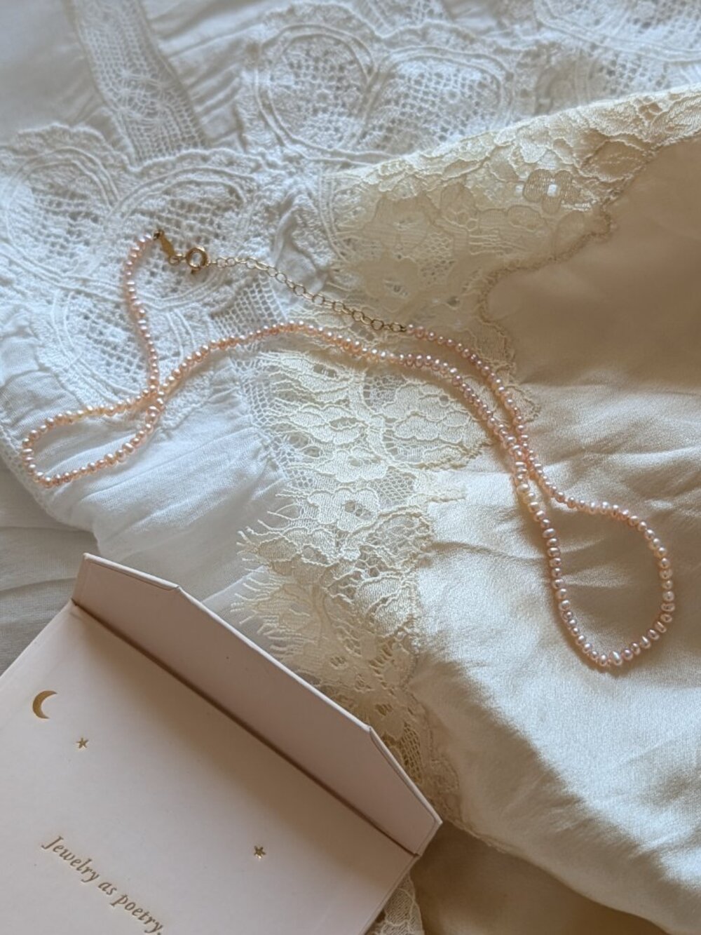 Limited Edition Catbird Ghost Rose Pearl Collar, 15-17" (1 Of 350) - Picture 4 of 14